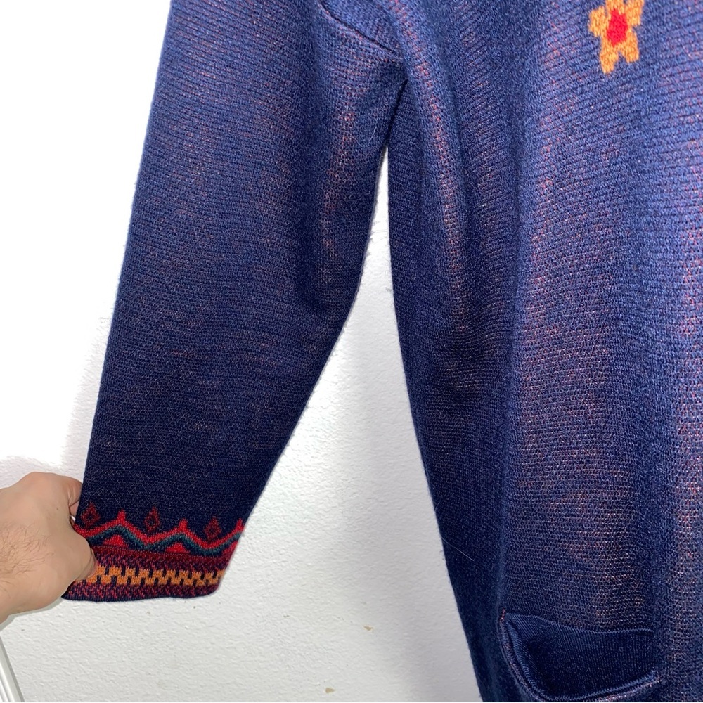 MaxSport Mx4760 navy blue and red floral pattern open face sweater cardigan - Picture 3 of 7